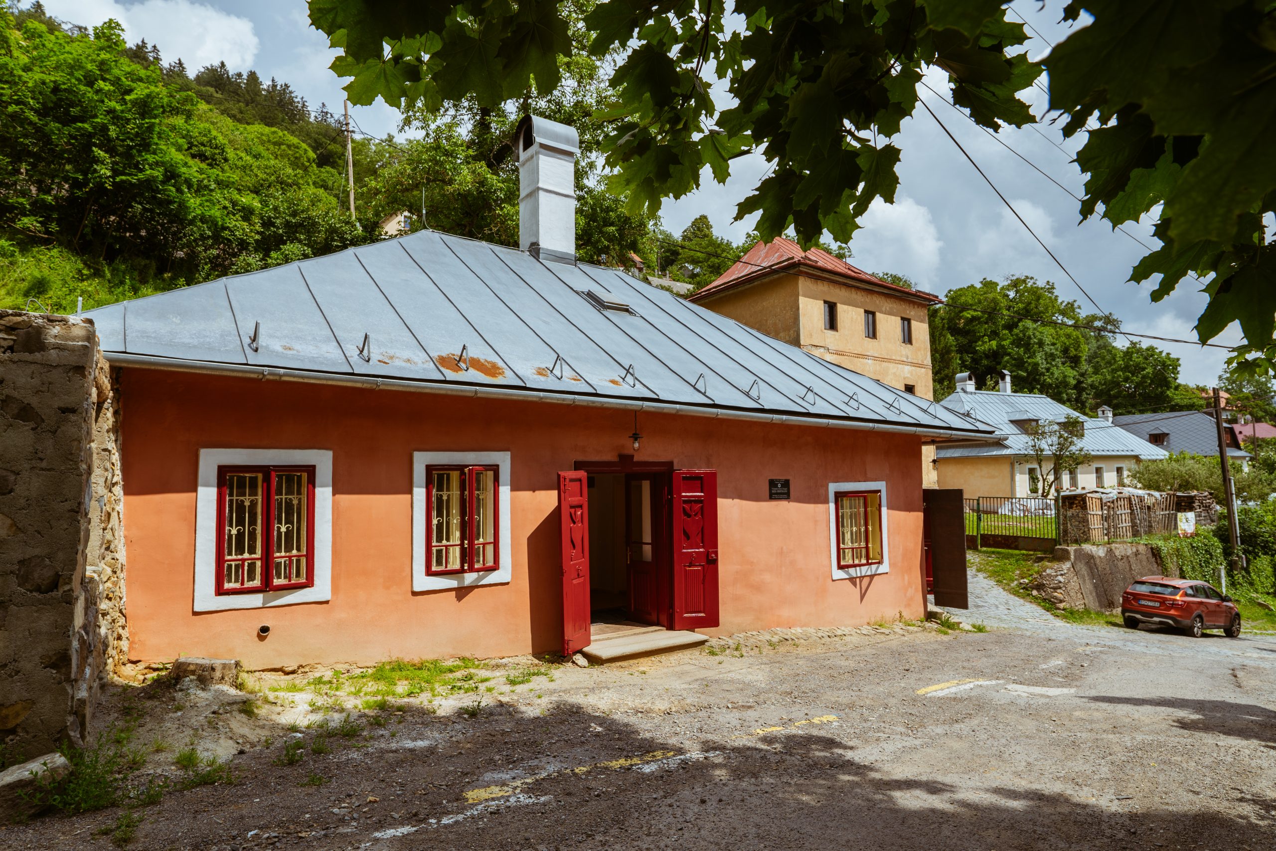Rodný dom Deža Hoffmanna