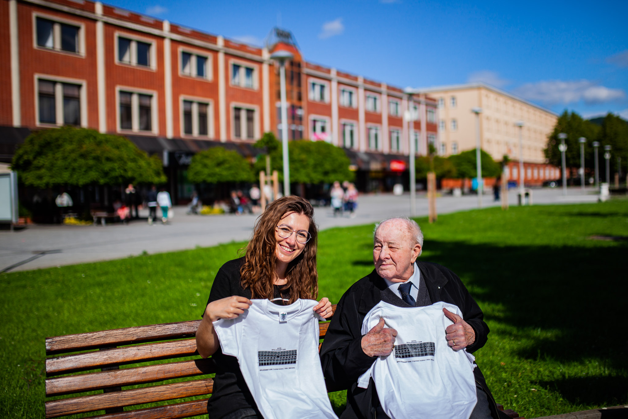 Merch Fabriky umenia