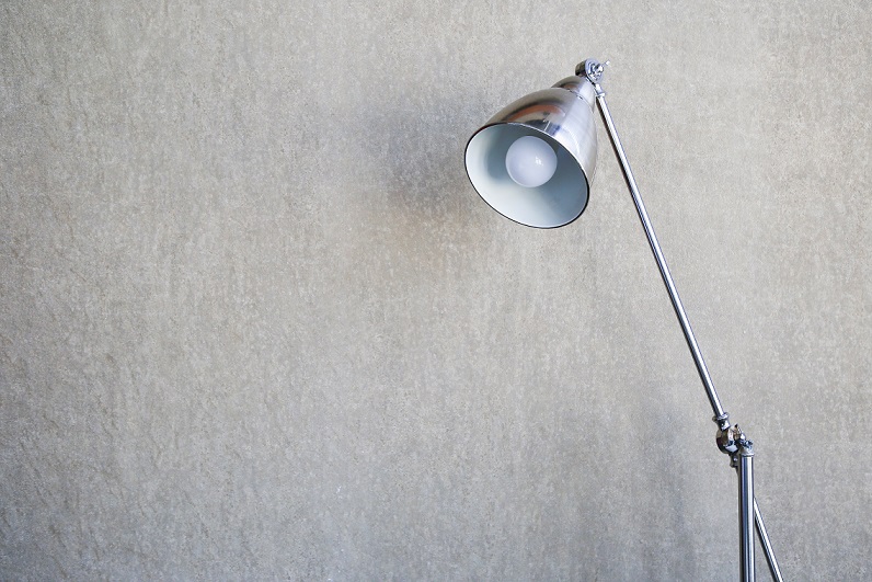 Lampa stojaca