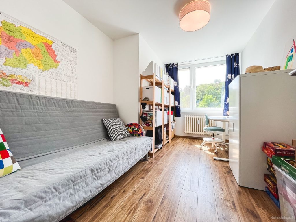 Slnečný 4 izbový byt - Podháj, Banská Bystrica