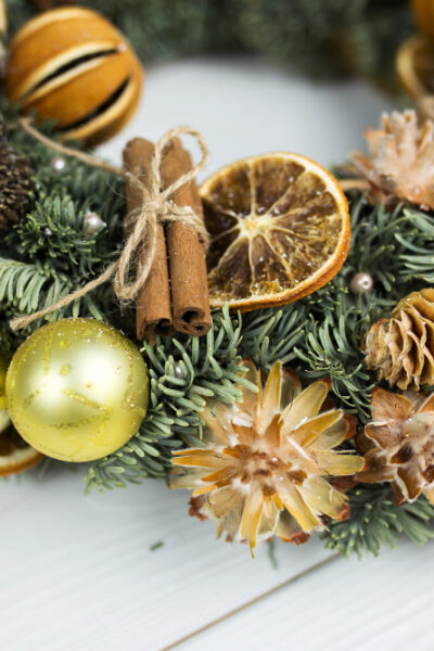 vianočné dekorácie adventný veniec